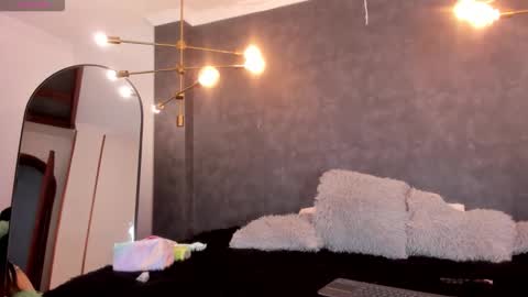 SKAILYN ANGELS online show from February 25, 3:05 am