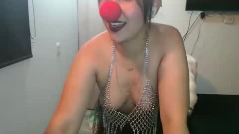 Alice online show from October 31, 9:52 pm