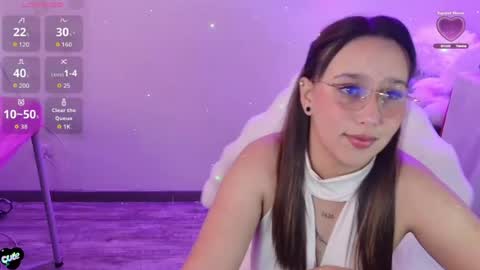 Alice online show from July 22, 7:15 pm