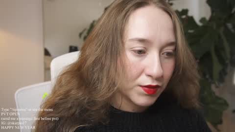 Snapshot of skarpio17 chatting on January 11, 5:18 pm Im Scarlett ONLINE 5pm-10pm NYC time online show from January 11, 5:18 pm