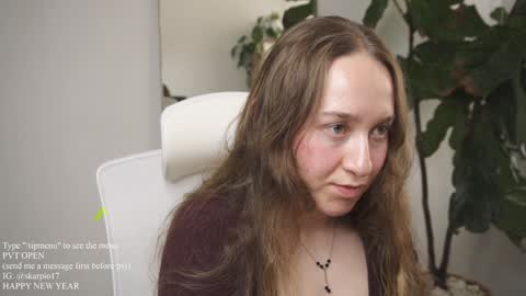 Snapshot of skarpio17 chatting on January 16, 6:48 pm Im Scarlett ONLINE 5pm-10pm NYC time online show from January 16, 6:48 pm