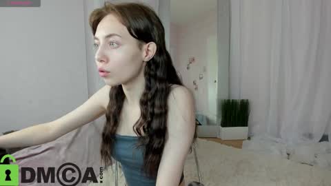 Emily online show from October 4, 1:22 am