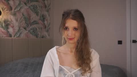 Emily online show from February 16, 8:11 pm