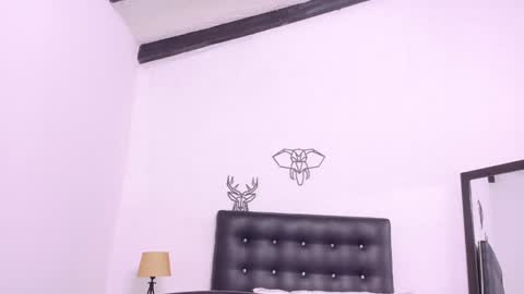 skinny_hottie18 online show from December 29, 1:38 pm