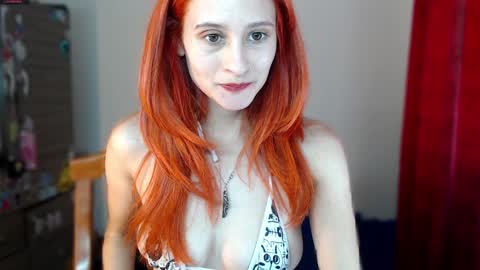 Snapshot of skinny_raven chatting on December 19, 6:56 pm Marion online show from December 19, 6:56 pm