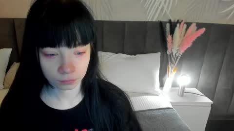 Snapshot of skinyjoyce chatting on February 24, 2:06 am Joyce online show from February 24, 2:06 am