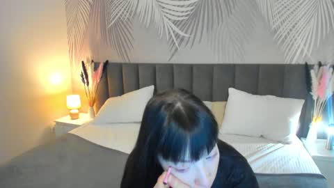 Snapshot of skinyjoyce chatting on March 1, 2:15 am Joyce online show from March 1, 2:15 am