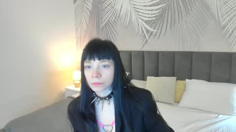 Snapshot of skinyjoyce chatting on March 3, 2:00 am Joyce online show from March 3, 2:00 am