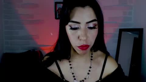 Snapshot of sky_girl1 chatting on January 7, 4:39 am Mile online show from January 7, 4:39 am