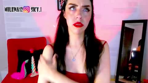 Snapshot of sky_girl1 chatting on September 14, 10:51 pm Mile online show from September 14, 10:51 pm