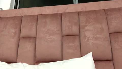 Skyler online show from October 23, 3:45 am