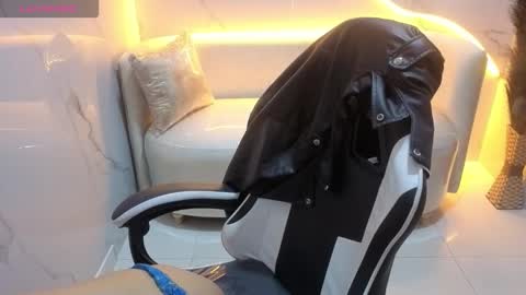 Live 800am 200pm COLOMBIAN HOUR online show from October 29, 2:20 pm