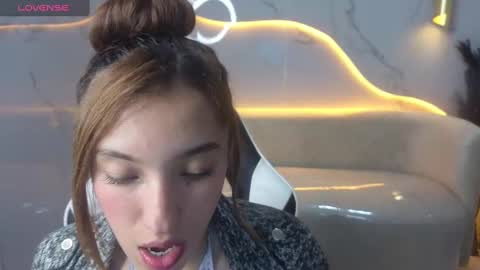 Live 800am 200pm COLOMBIAN HOUR online show from October 16, 1:58 pm