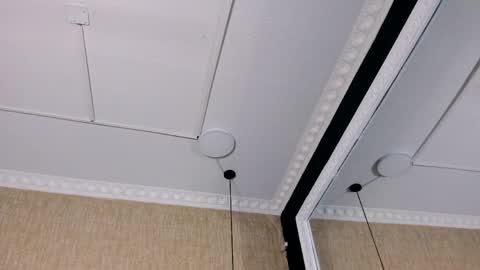 skylerbloom online show from April 5, 4:55 am