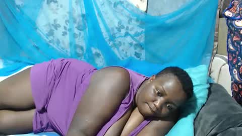 sheliah online show from February 16, 7:52 am