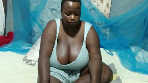 sheliah online show from June 3, 4:13 am