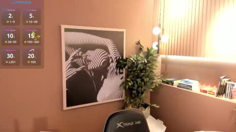 Snapshot of skyylee_ chatting on September 12, 6:26 pm abby online show from September 12, 6:26 pm