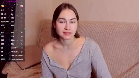 Alice online show from December 5, 6:31 pm