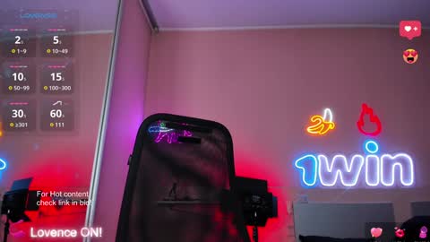 Snapshot of slemgem chatting on January 5, 9:59 am Slemgem Amy friends online show from January 5, 9:59 am