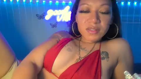 Snapshot of slim_citygurl chatting on December 12, 6:47 am Slim citygurl online show from December 12, 6:47 am