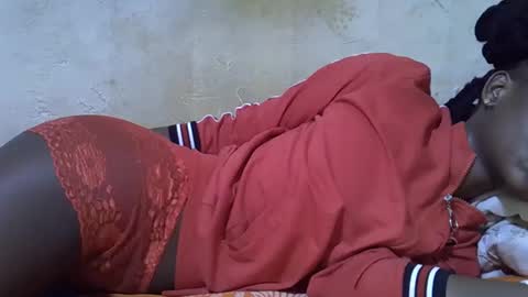 Snapshot of slim_girl3 chatting on October 27, 8:43 am slim_girl3 online show from October 27, 8:43 am