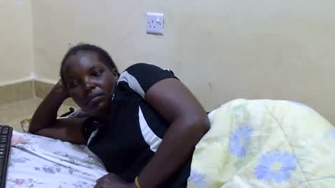 Snapshot of slimmygal chatting on January 26, 3:59 am slimmygal online show from January 26, 3:59 am