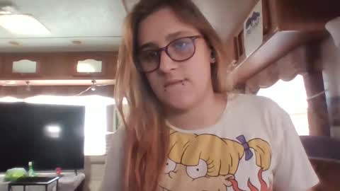 slimthicc1997 online show from February 23, 5:23 pm
