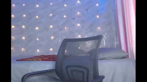 slimzyx online show from December 31, 10:04 am