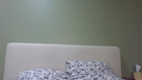 Snapshot of slutty_cupcakes chatting on September 15, 6:54 am slutty_cupcakes online show from September 15, 6:54 am
