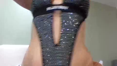 Snapshot of slutty_cupcakes chatting on September 11, 7:53 am slutty_cupcakes online show from September 11, 7:53 am