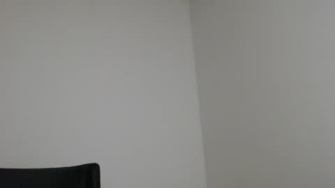 Snapshot of slutty_pervert chatting on September 21, 5:17 am Sofia online show from September 21, 5:17 am