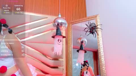 Snapshot of sluttyandmature chatting on October 23, 3:40 pm MARCELA online show from October 23, 3:40 pm