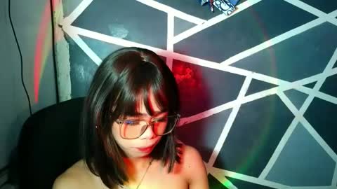 sluttypatotie online show from April 23, 8:44 pm