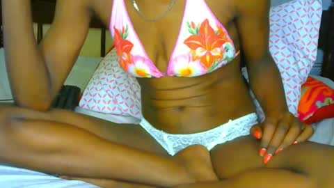 Snapshot of sluttysam_ chatting on October 16, 3:20 am Sexyslutt online show from October 16, 3:20 am