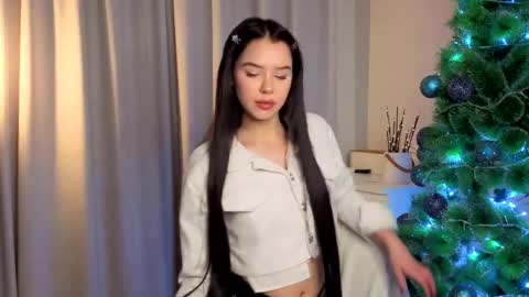 Lily online show from January 5, 5:27 pm