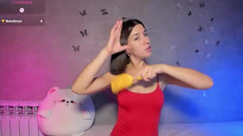 Snapshot of smaillev chatting on October 20, 8:34 pm Melani online show from October 20, 8:34 pm