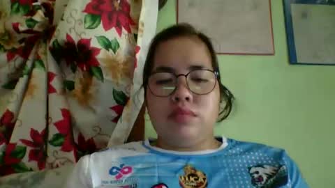 Lovewella online show from November 23, 1:52 am