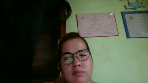 Lovewella online show from April 9, 2:47 am