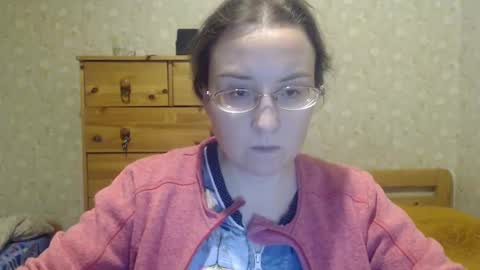 Snapshot of smart_rose chatting on December 22, 1:11 pm smart_rose online show from December 22, 1:11 pm
