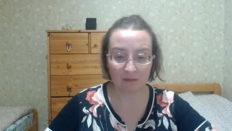 Snapshot of smart_rose chatting on October 1, 10:59 pm smart_rose online show from October 1, 10:59 pm