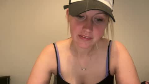 Snapshot of smexxii93 chatting on January 26, 9:51 pm smexxii93 online show from January 26, 9:51 pm