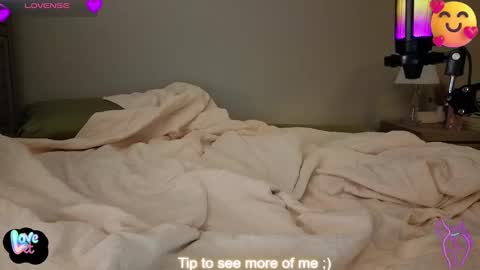 Snapshot of smexy_bun chatting on October 25, 12:07 am Smexy online show from October 25, 12:07 am