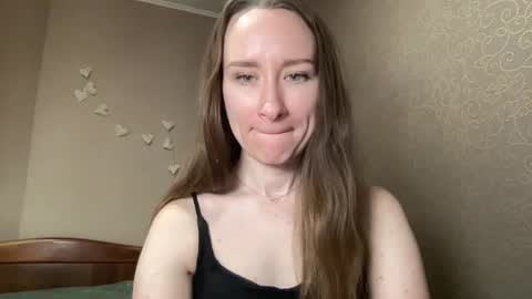 smilequeen_ online show from November 9, 2:57 pm