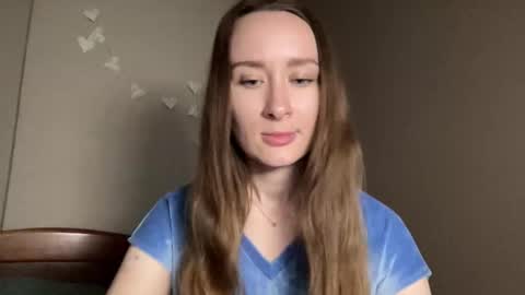 smilequeen_ online show from October 25, 12:24 pm