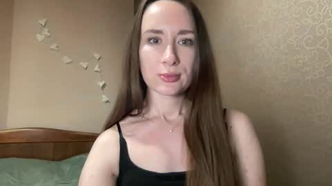 smilequeen_ online show from November 5, 8:25 pm