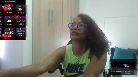 Smileth online show from December 19, 1:18 pm