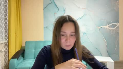 Snapshot of smiling_riddle chatting on December 5, 12:44 pm smiling_riddle online show from December 5, 12:44 pm
