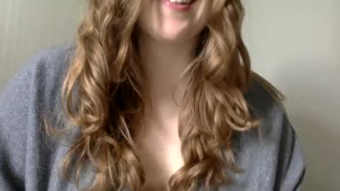 smokeshow3 online show from February 3, 4:41 pm