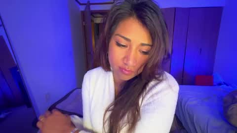 Snapshot of smonkedup chatting on December 2, 11:44 am Carolina online show from December 2, 11:44 am