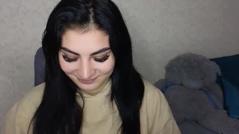 Olivia online show from October 21, 4:00 pm